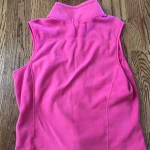 Vineyard Vines Jackets & Coats - Vineyard Vines Vest Size Medium Vineyard Vines Jackets & Coats - Vineyard Vines Vest Size Medium